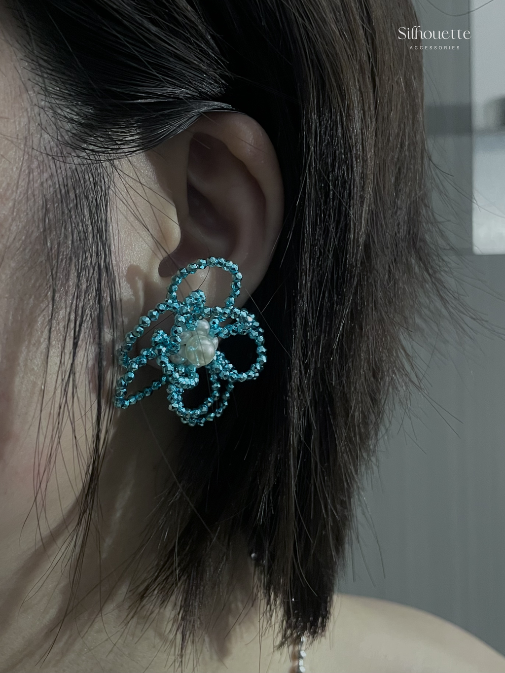 Ophelia Bloom Earring (a pair)