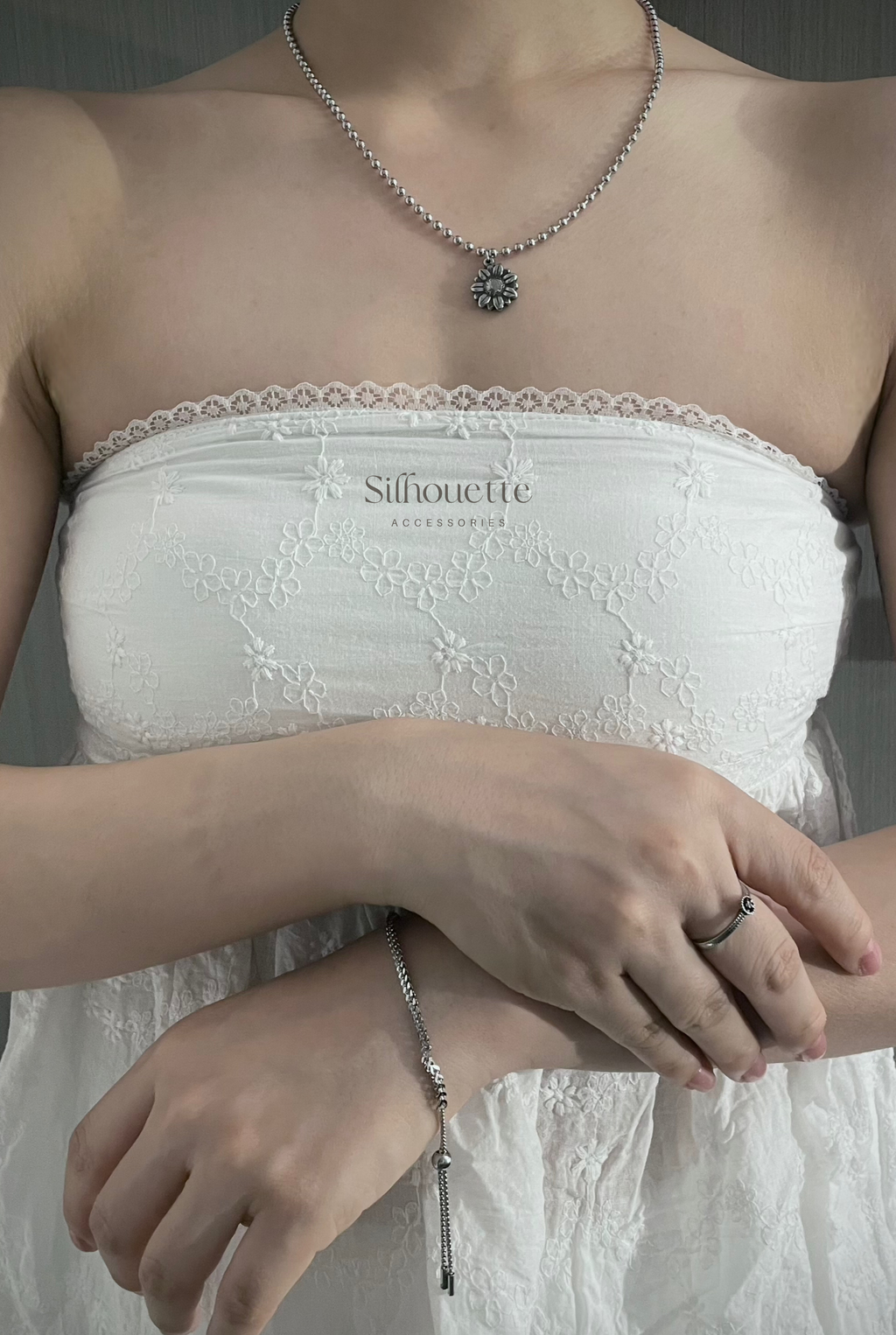 The Dhalia Necklace
